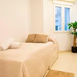 Cozy 4br • Sea Views • Port • Wifi • A/c Lejlighed